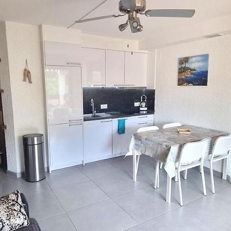 Studio "La Mer" A Bormes-Les-Mimosas Dış mekan fotoğraf
